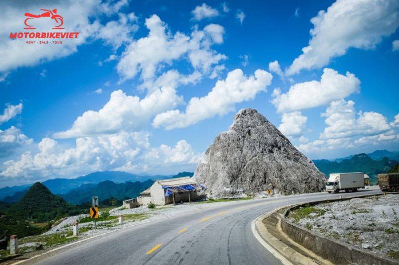 Mai Chau Pu Luong motorbike tour 3 days 2 nights