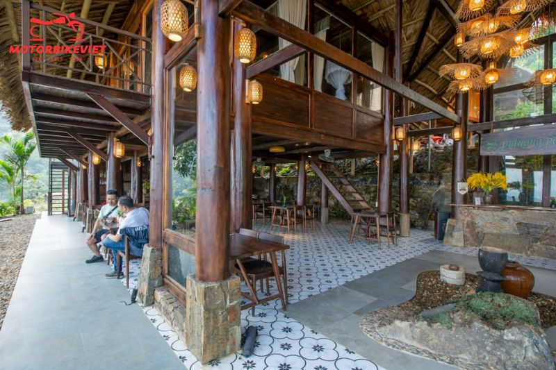 Stilt houses in Pu Luong