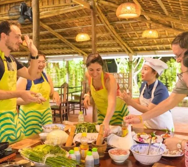 Itinerary of the cooking class tour in Hanoi