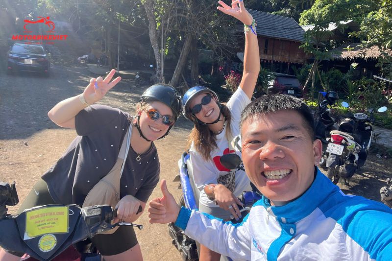 Make friends with people who share a passion for exploration
